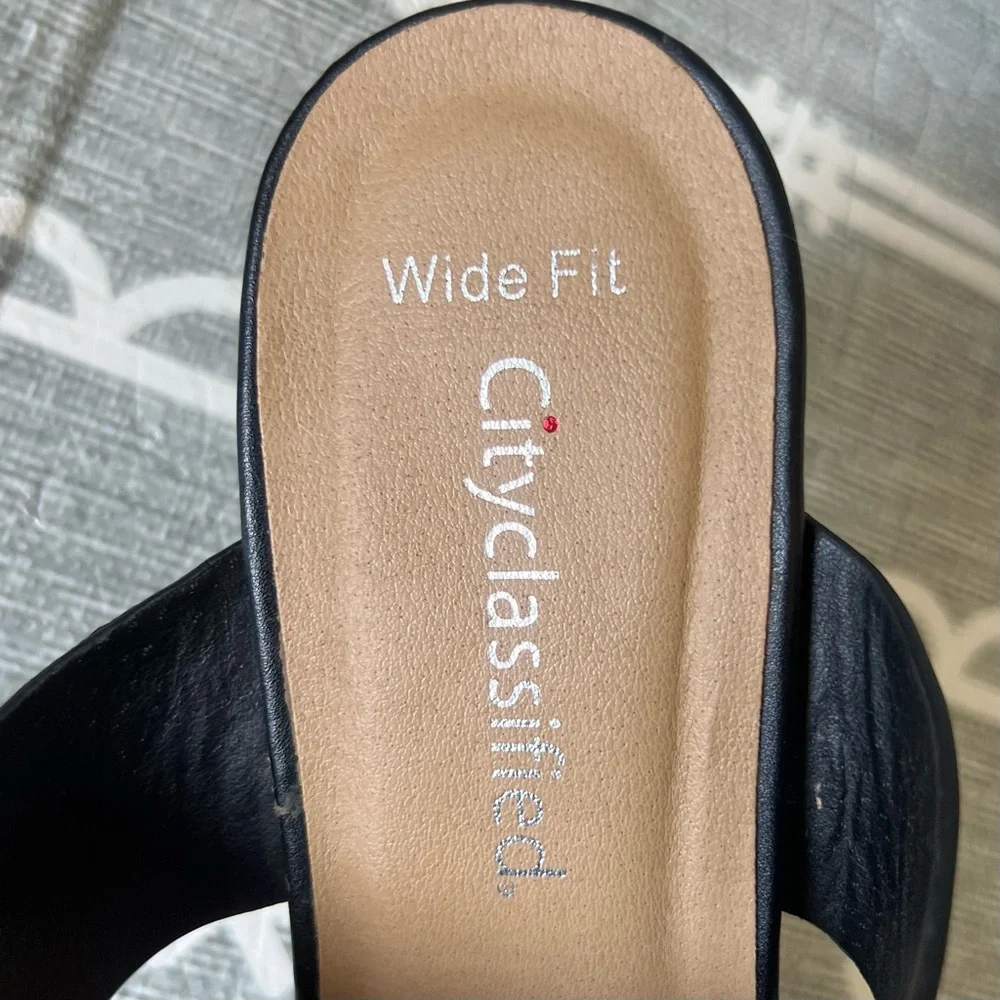 Cityclassified Black Women's Mule Sandals, Size 7.5 - Picture 7 of 8